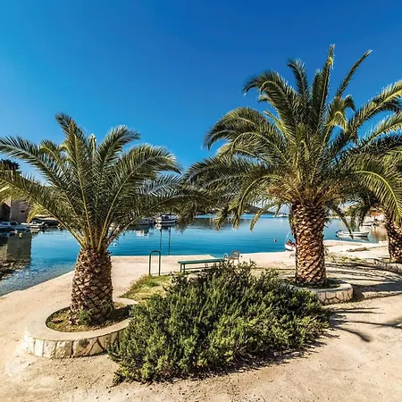 Holiday home Stunning In With Wifi